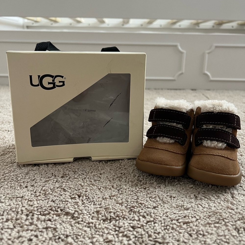 UGG Pritchard boots